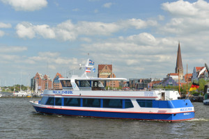 Hafenrundfahrt in Rostock mit der MS Mecklenburg